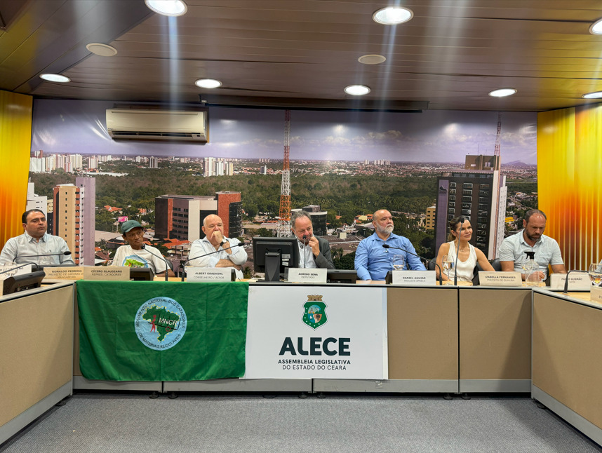 ACFor participa de Reunião Técnica na Assembleia Legislativa do Ceará para debater o fim dos lixões